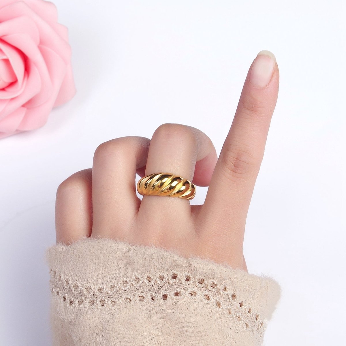 Stainless Steel Croissant Dome Twist Ring in Gold & Silver | O-1633~O-1640 - DLUXCA