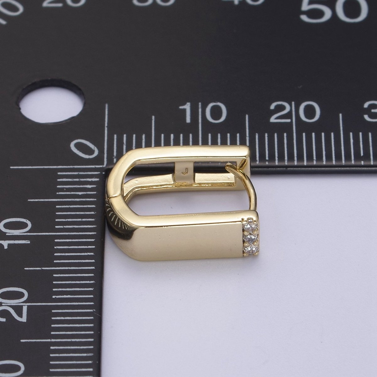 Thick Gold Hoop Earring - Oval Hoop Earring - Gold Statement Earrings -Hypoallergenic Gold Trendy Jewelry - Minimalist Hoop Jewelry T-296 - DLUXCA