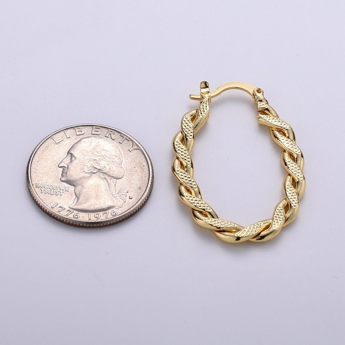 Thick Gold Oval Hoops Twisted Croissant Medium Trendy Hoop Earrings Gold Vermeil Earring Statement hoops fashion earrings for gift Q-236 - DLUXCA