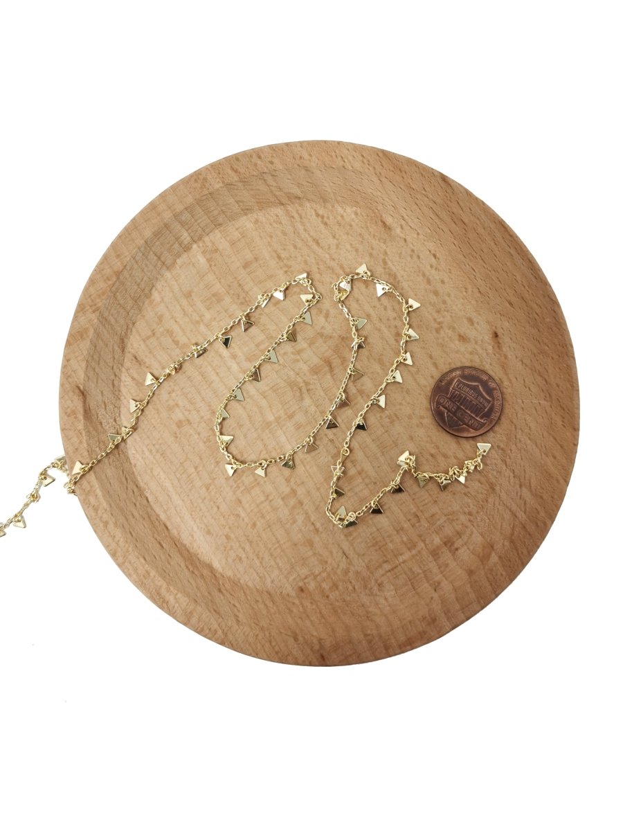 Triangle Charm 16K Gold Filled Chain by Yard, Wholesale Bulk Roll Chain For Jewelry Making, DESIGNED Chain | ROLL-017 Clearance Pricing - DLUXCA