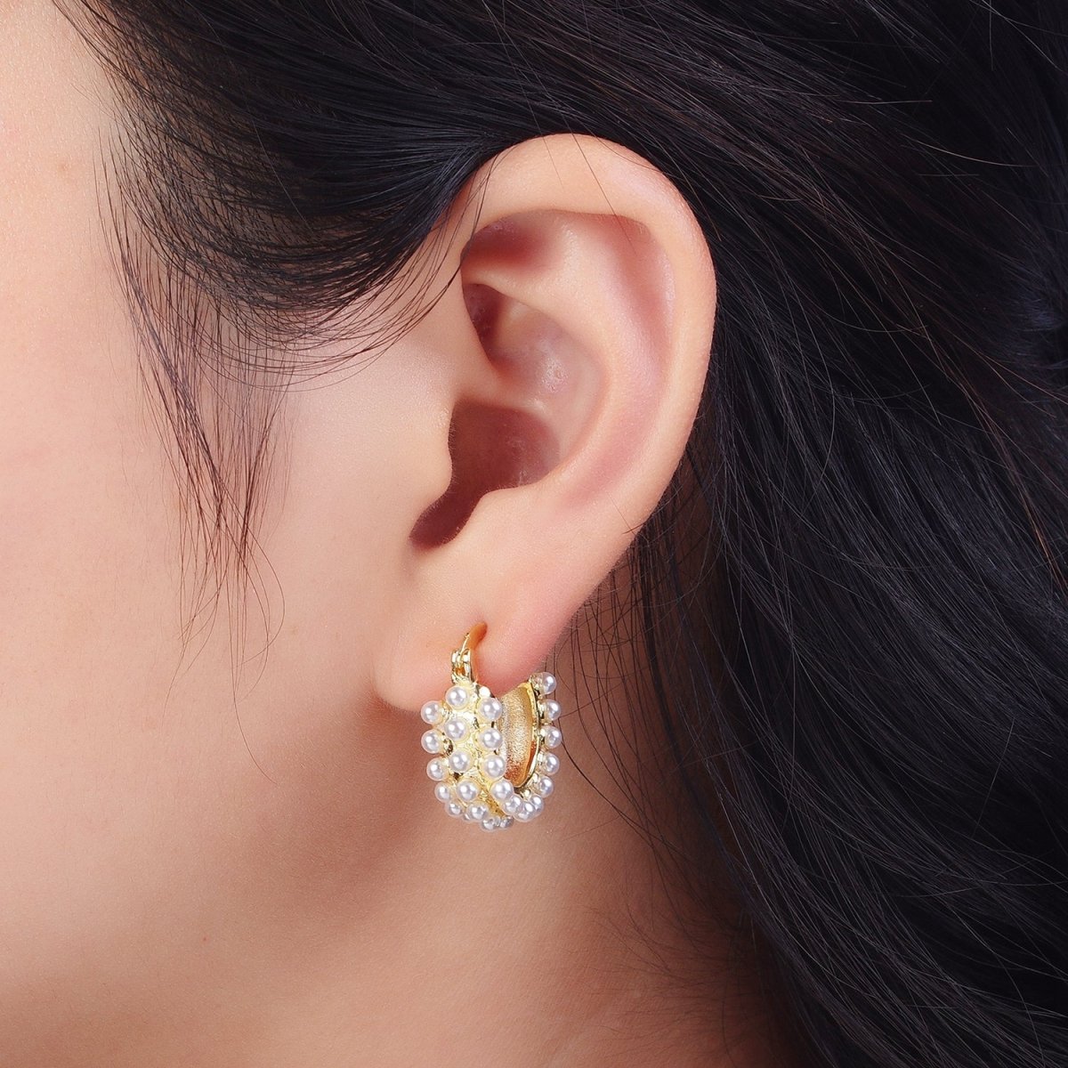 Triple White Round Pearl Lined 21mm Gold Hoop Latch Earrings | T020 - DLUXCA