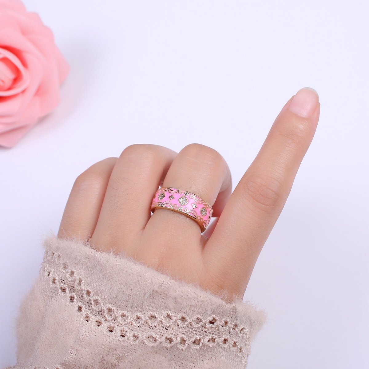 Vintage Enamel Victorian Ring in Black White Green Pink U-185 ~ U-188 - DLUXCA