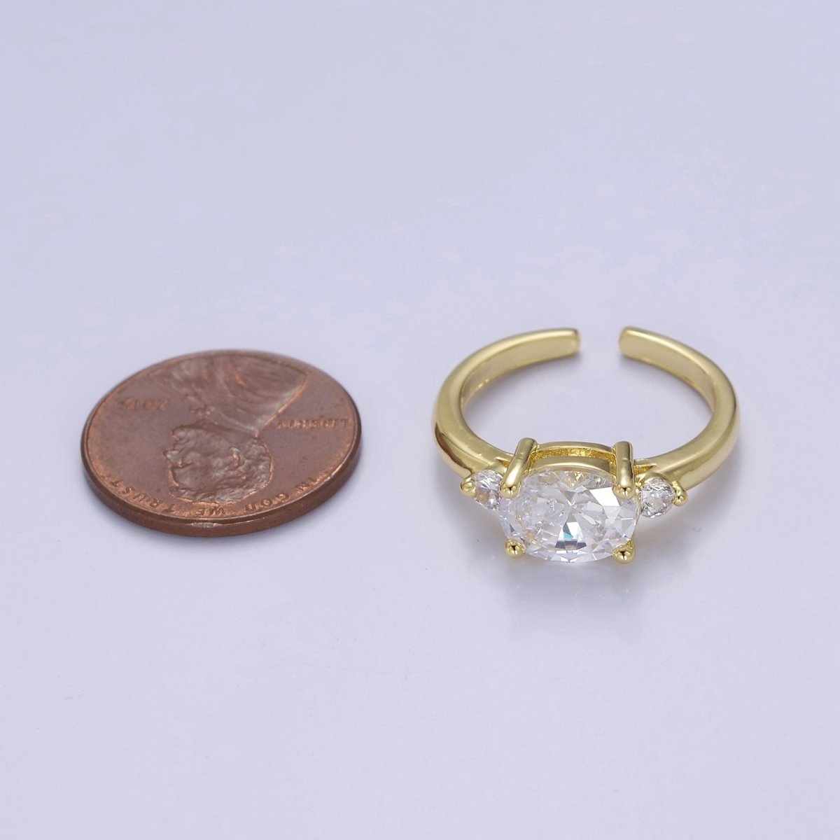 Vintage Solitaire Oval Clear CZ Stones Ring Size 7 Open Adjustable Jewelry O-2168 - DLUXCA