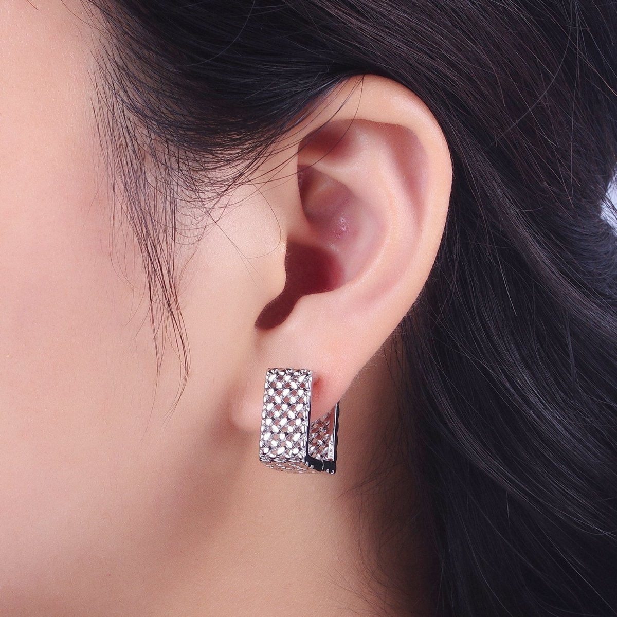 Weave Pattern Rattan Textured Geometric Boxy Huggie Earrings | Y-077 Y-078 - DLUXCA