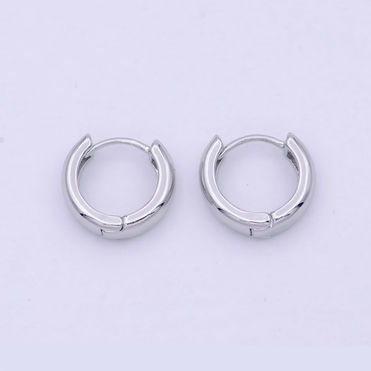 White Gold Filled 16mm Chunky Silver Huggie Hoop Earrings P-248 - DLUXCA