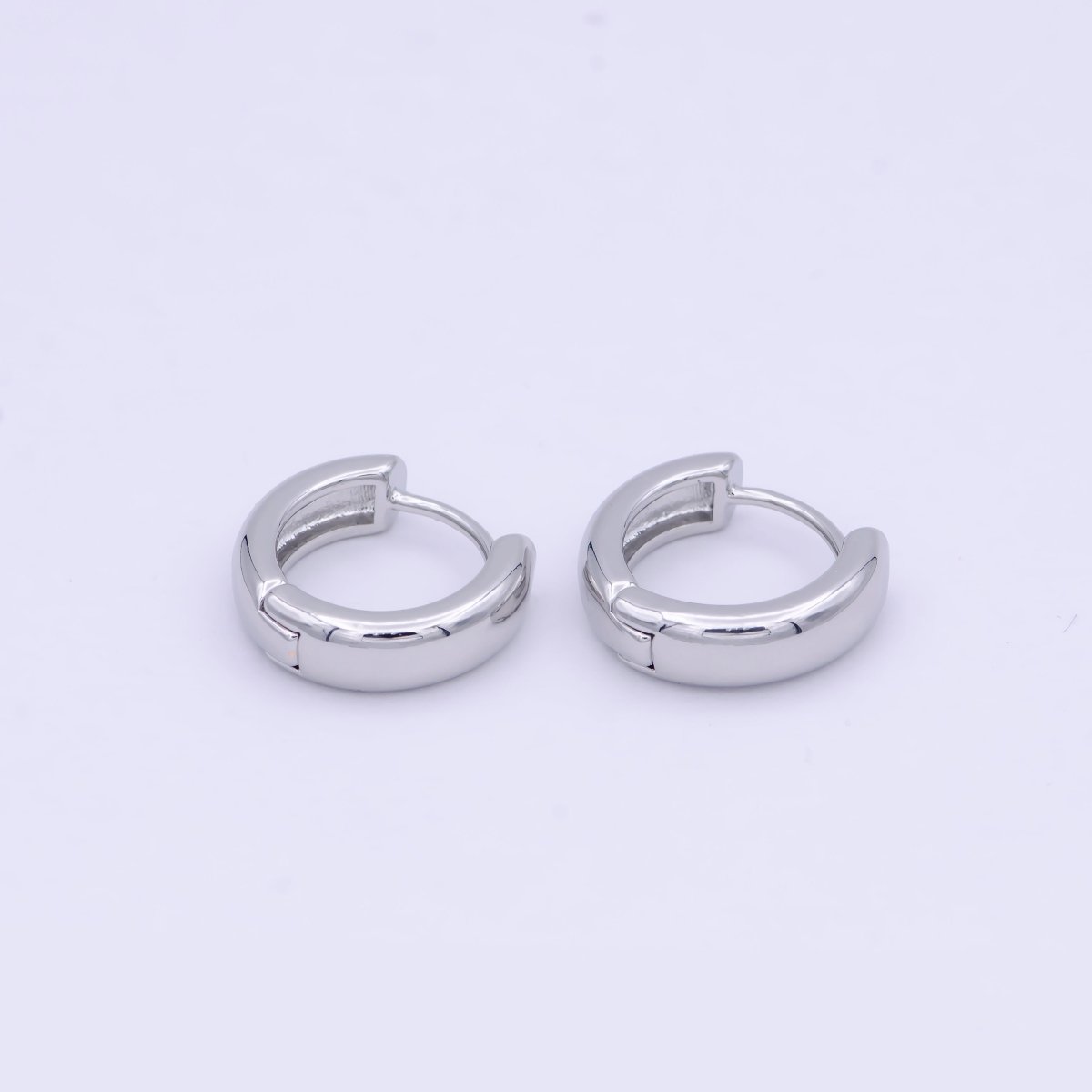 White Gold Filled 16mm Chunky Silver Huggie Hoop Earrings P-248 - DLUXCA