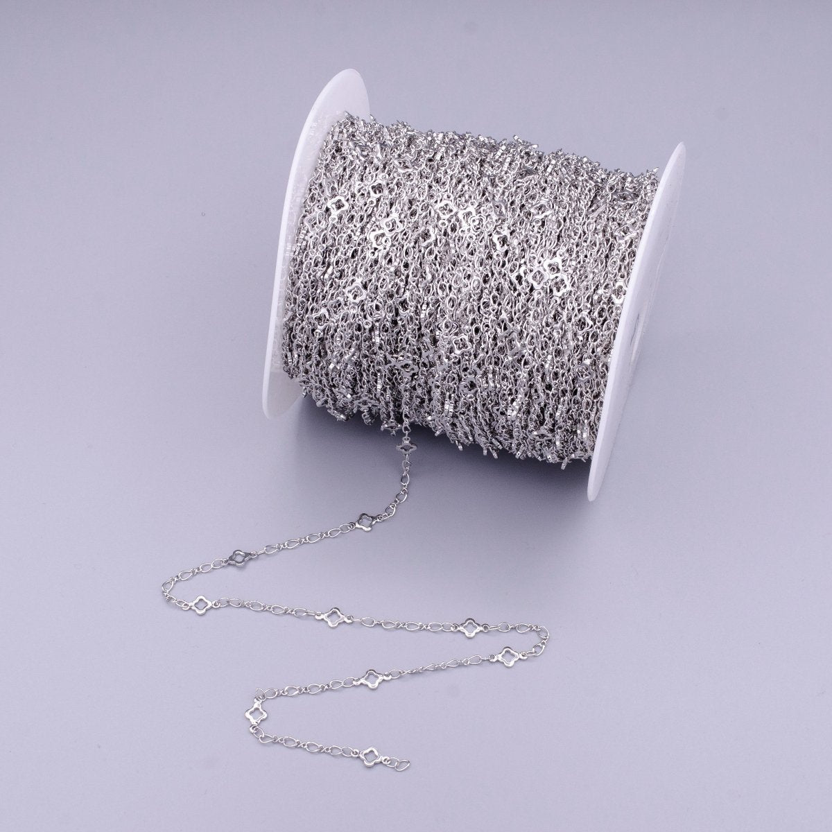 White Gold Filled Clover Quatrefoil Figaro 2.5mm Unique Unfinished Silver Chain For Jewelry Making | ROLL-1360 - DLUXCA