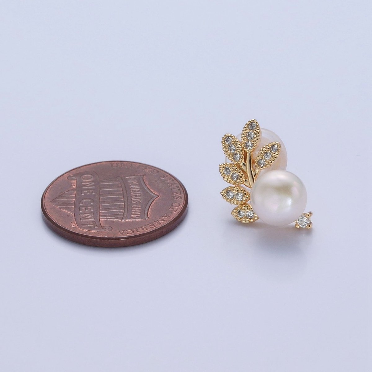 White Pearl Stud Earring with Gold Pave Leaf for Wedding Jewelry T-527 - DLUXCA