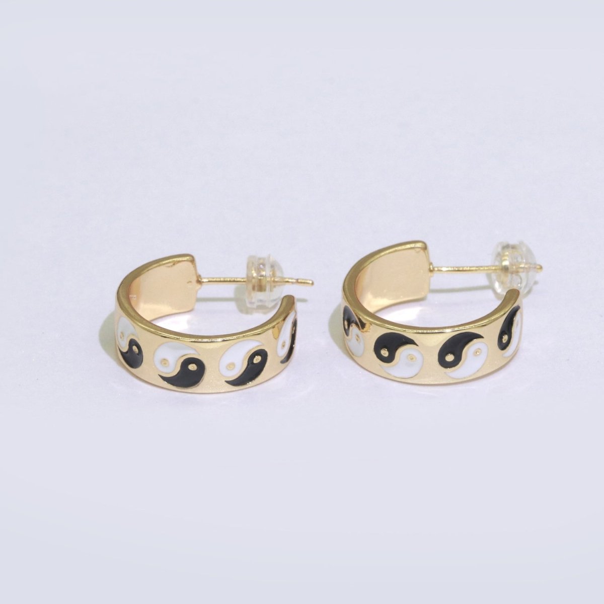 Yin Yang Enamel Round hoop earrings 17.5mm, Lead Nickel free Earrings Y2K Simple Round hoop 1 pair hoops - DLUXCA