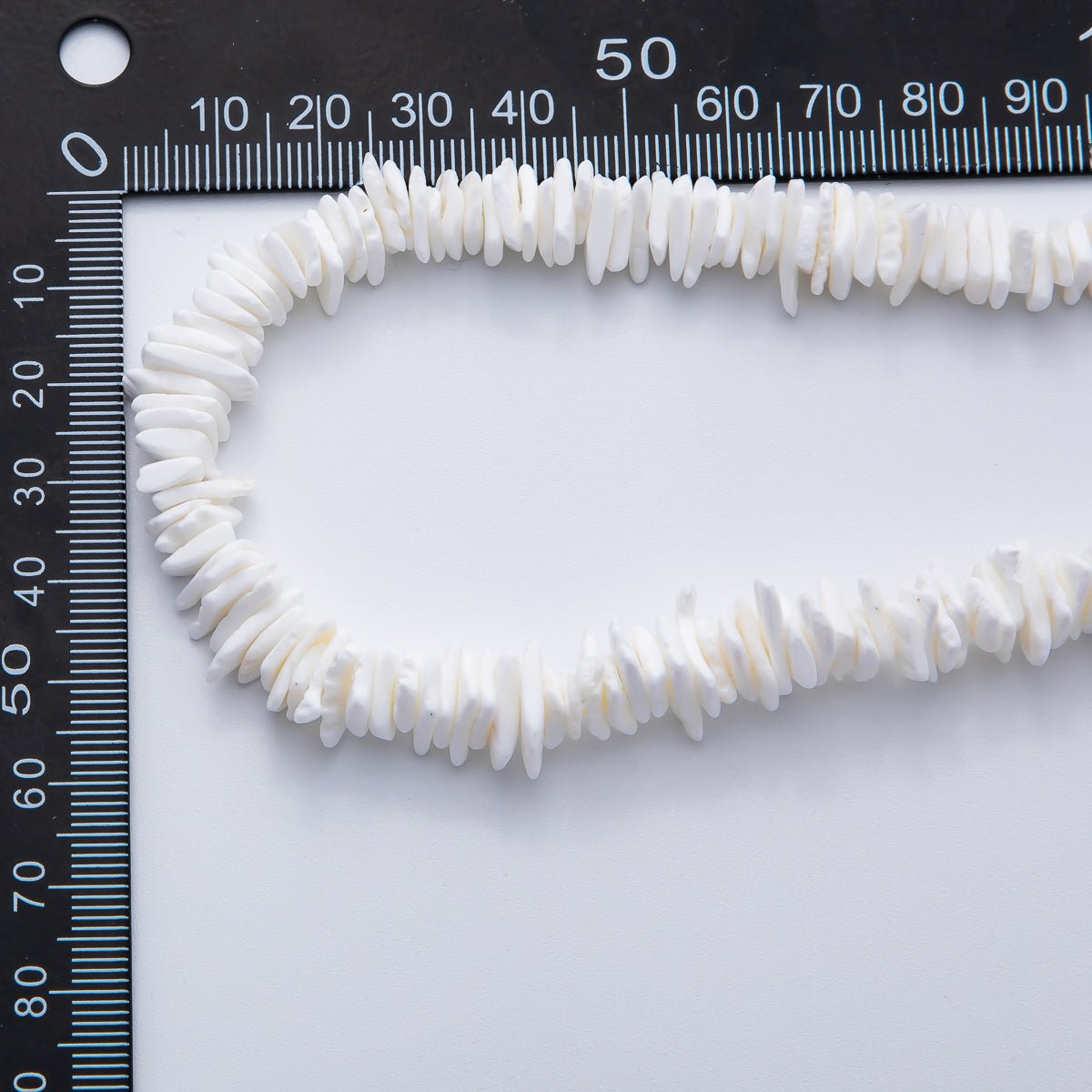 13.4mm White Natural Puka Shell Bead Strands Findings | WA - 3610 - DLUXCA