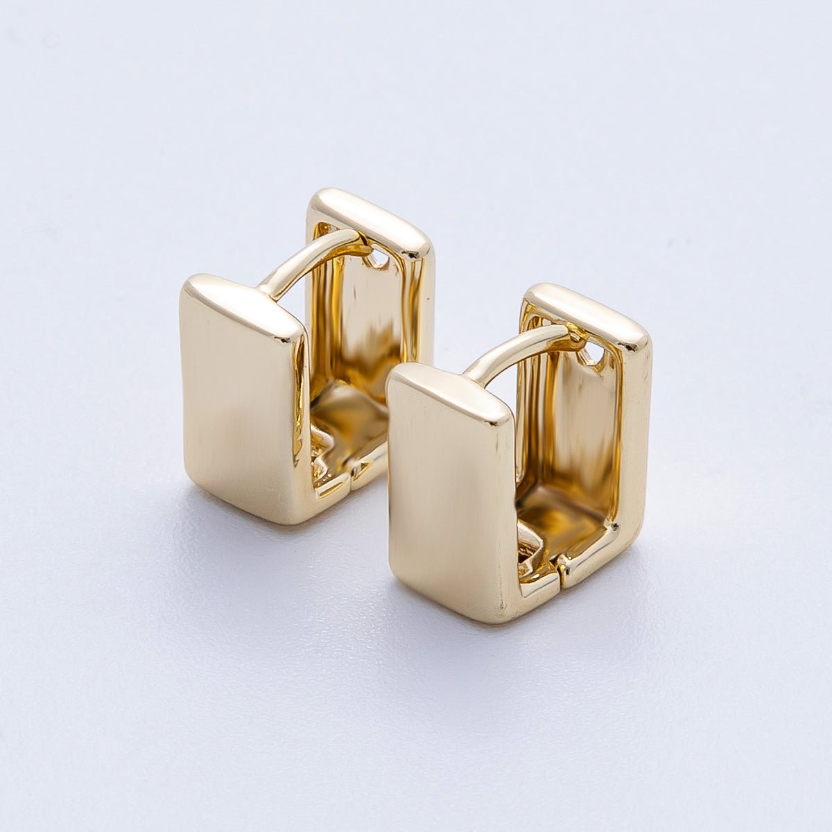 14K Gold Filled 10mm Minimalist Rectangle Cartilage Huggie | EARRINGS - 00250 - DLUXCA