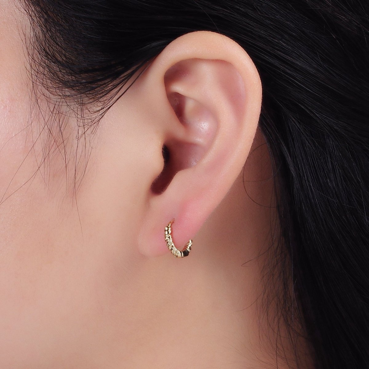 14K Gold Filled 11mm Dotted Croissant Cartilage Huggie Earrings | AE722 - DLUXCA