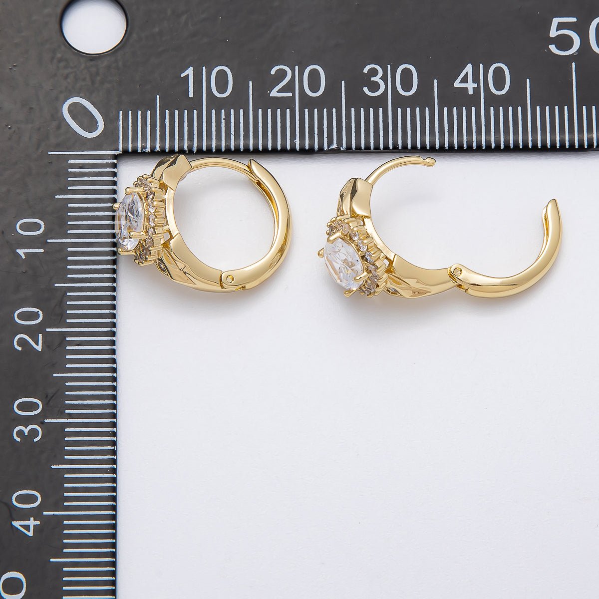 14K Gold Filled 15mm Clear CZ Round Flower Hammered Geometric Hoop Earrings | Earrings - 00270 - DLUXCA