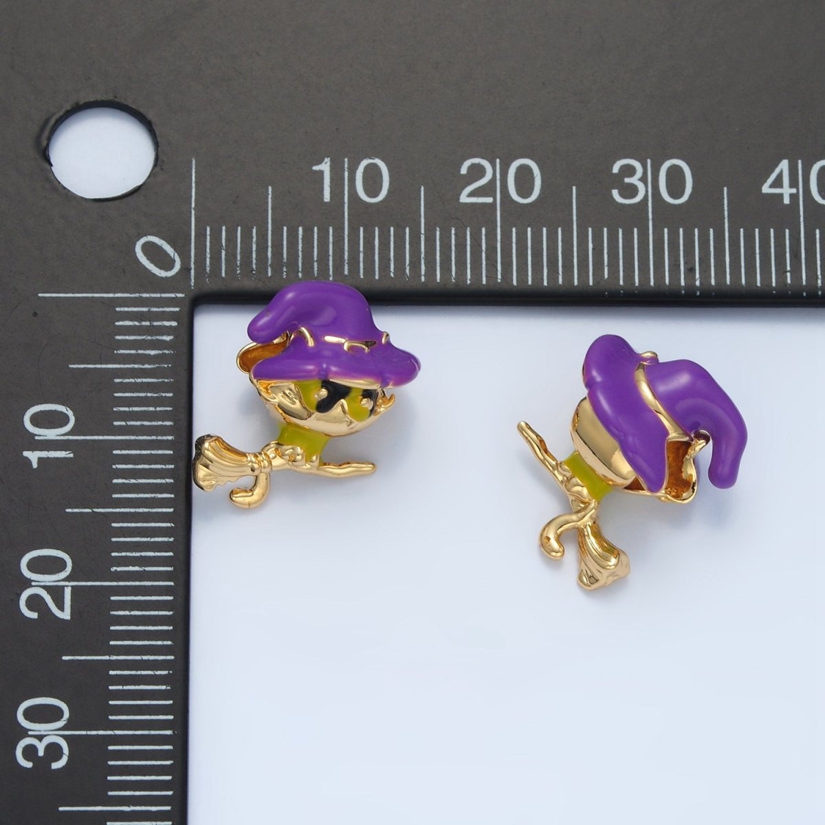 14K Gold Filled 15mm Witch Kitten Cat on Broomstick Enamel Bead | B615 - DLUXCA