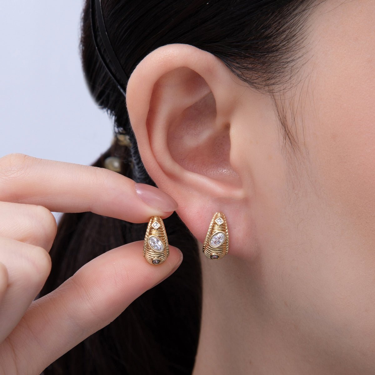 14K Gold Filled 16.5mm Geometric CZ Ribbed Dome English Lock Earrings | Earrings - 00100 - DLUXCA