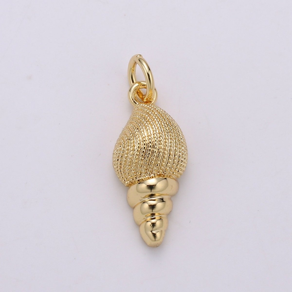 14K Gold Filled 18mm Dotted Clam Shell Minimalist Charm | D195 - DLUXCA
