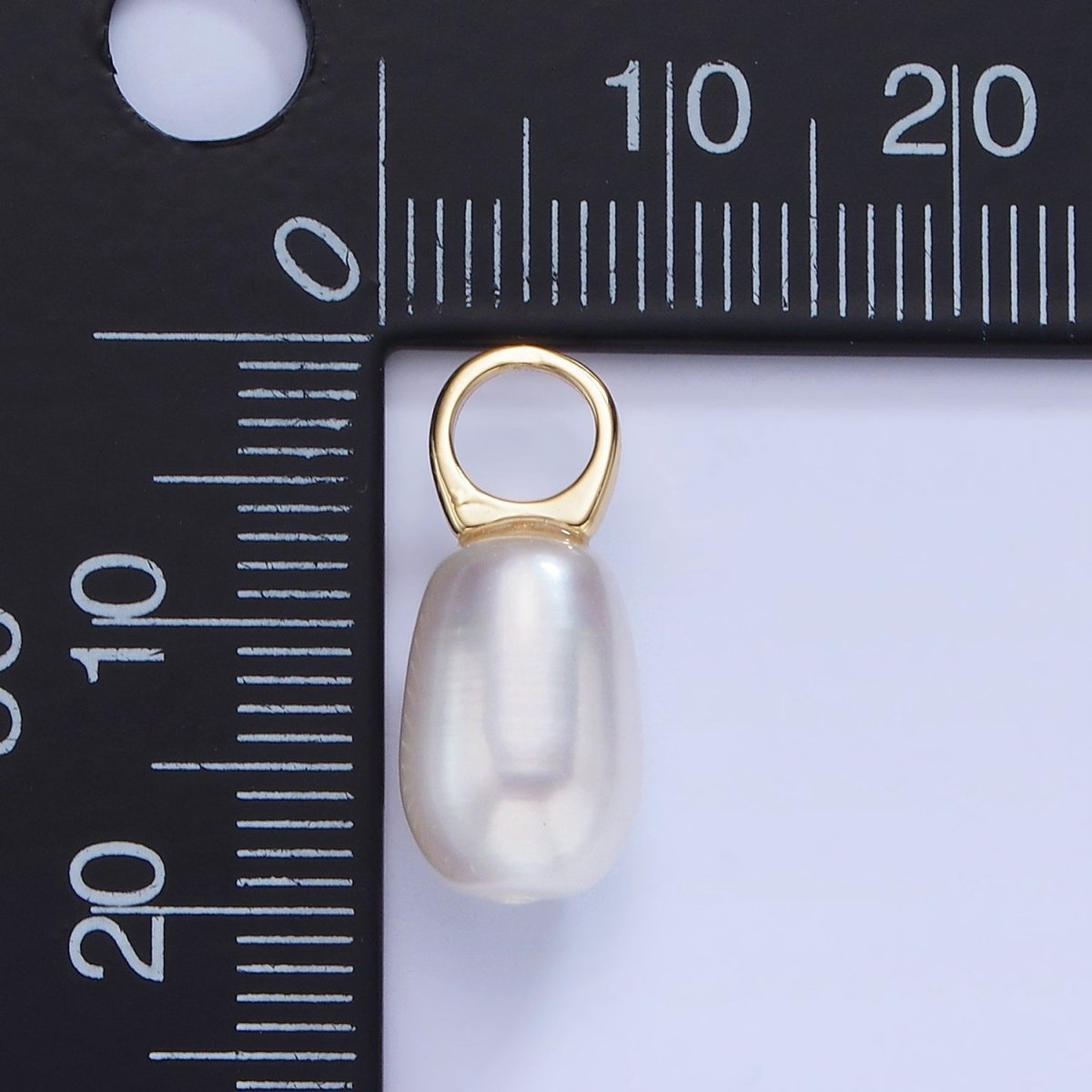 14K Gold Filled 20mm Biwa Shell Pearl Drop Pendant | P1742 - DLUXCA