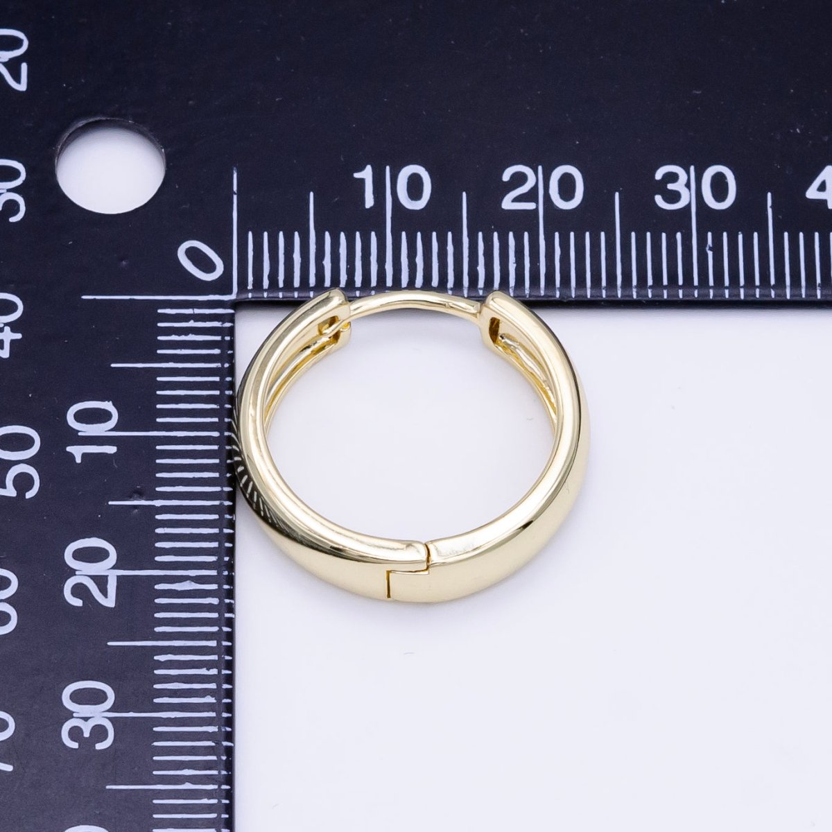 14K Gold Filled 22mm Minimalist Hoop Earrings | AB1211 - DLUXCA