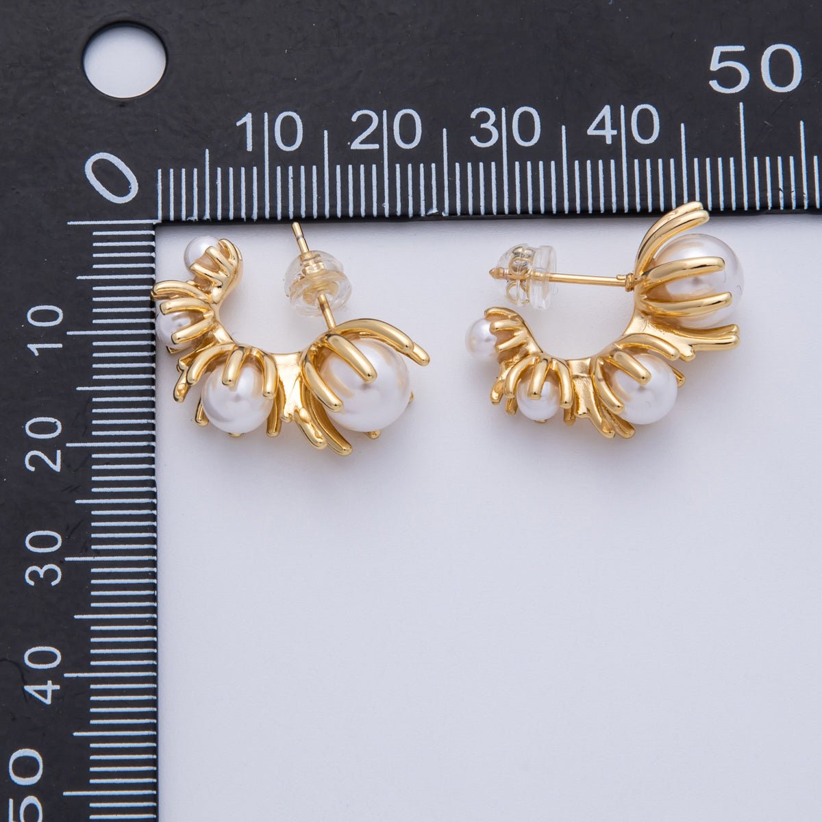 14K Gold Filled 23mm Curved Ribbed with Pearls J - Hoop Earrings | EARRINGS - 00044 - DLUXCA