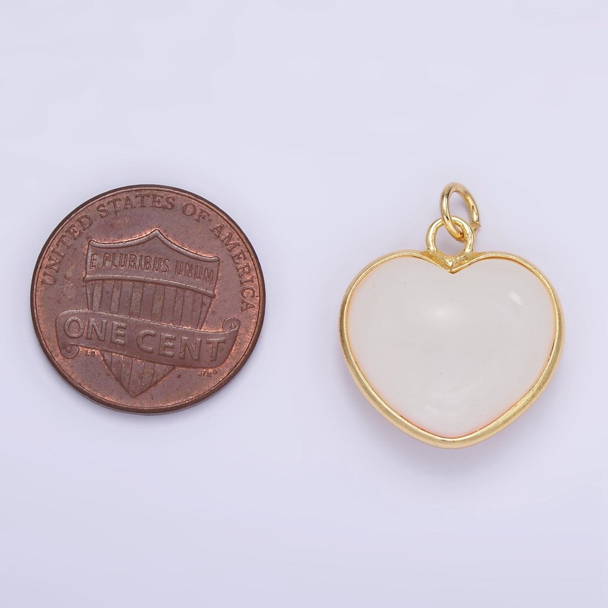 14K Gold Filled 25mm Shell Pearl Bezel Heart Pendant | D582 - DLUXCA