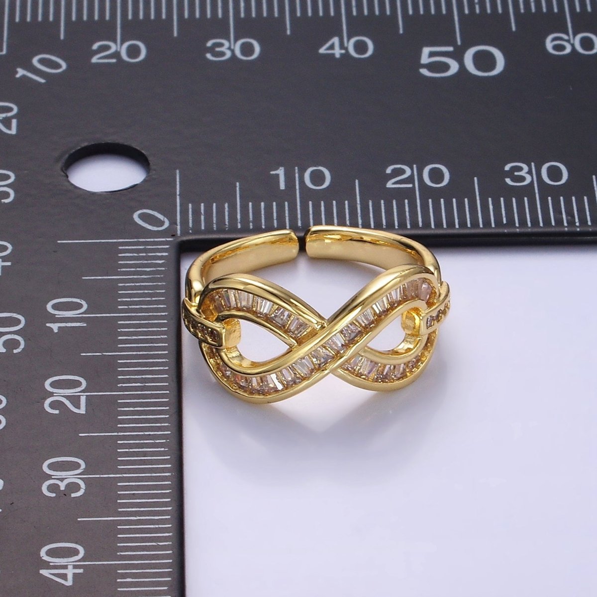 14K Gold Filled Baguette Lined Infinity Band Ring | O1381 - DLUXCA