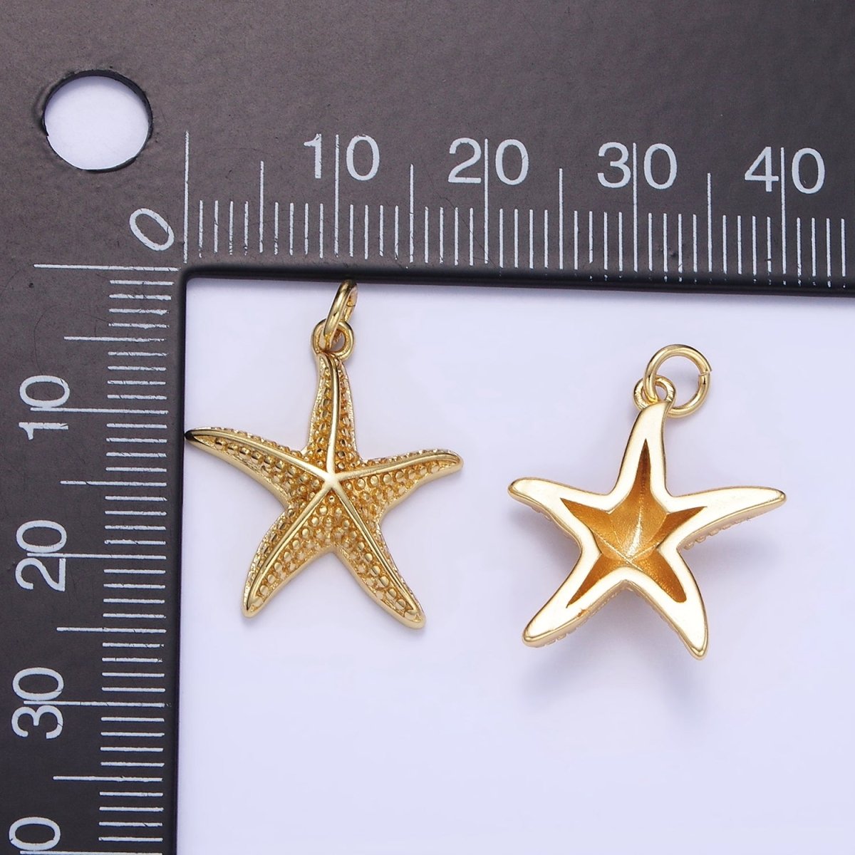 14K Gold Filled Dotted Textured Starfish Animal Charm | C491 - DLUXCA