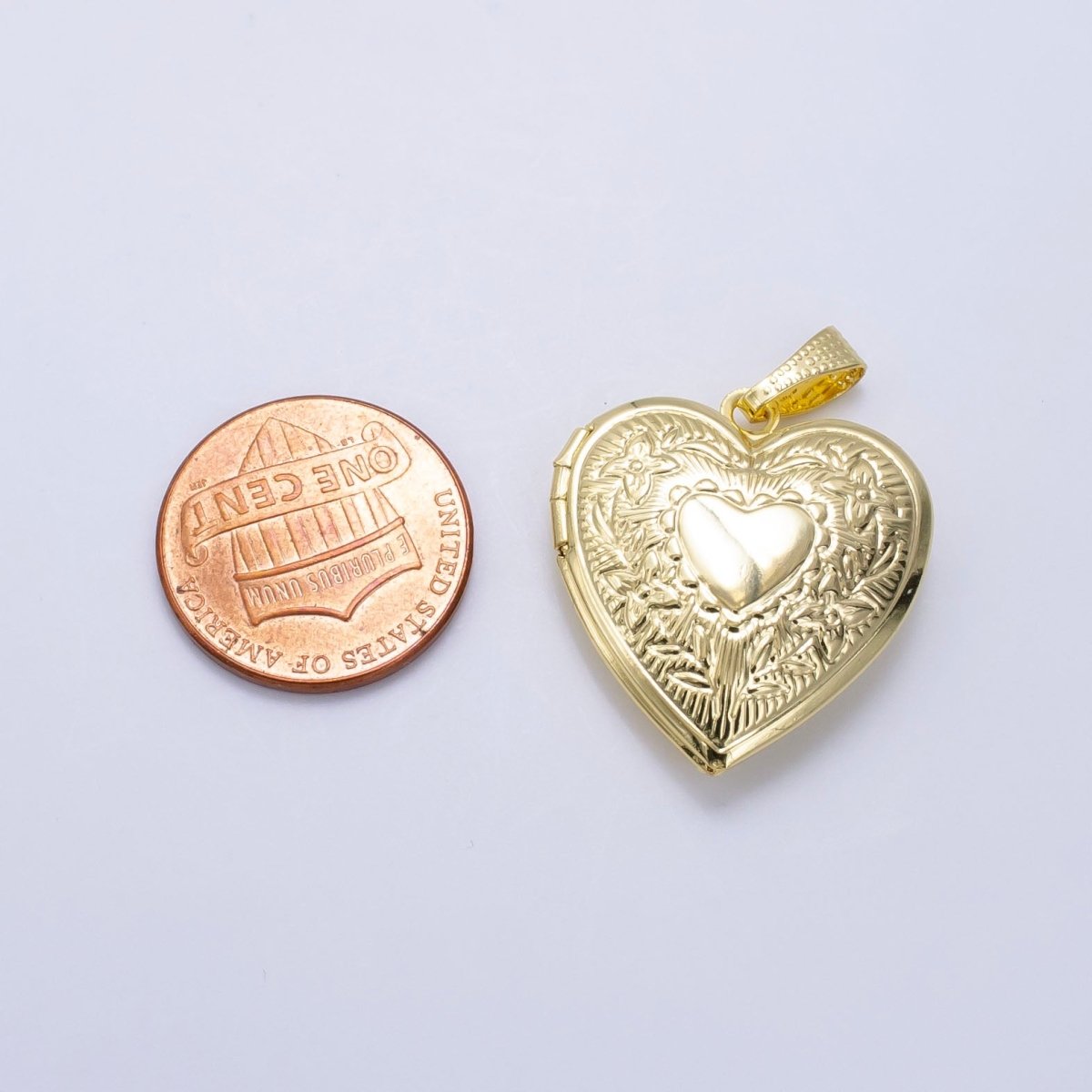 14K Gold Filled Engraved Flower Leaf Sunburst Heart Locket Pendant in Gold & Silver | H049 - DLUXCA