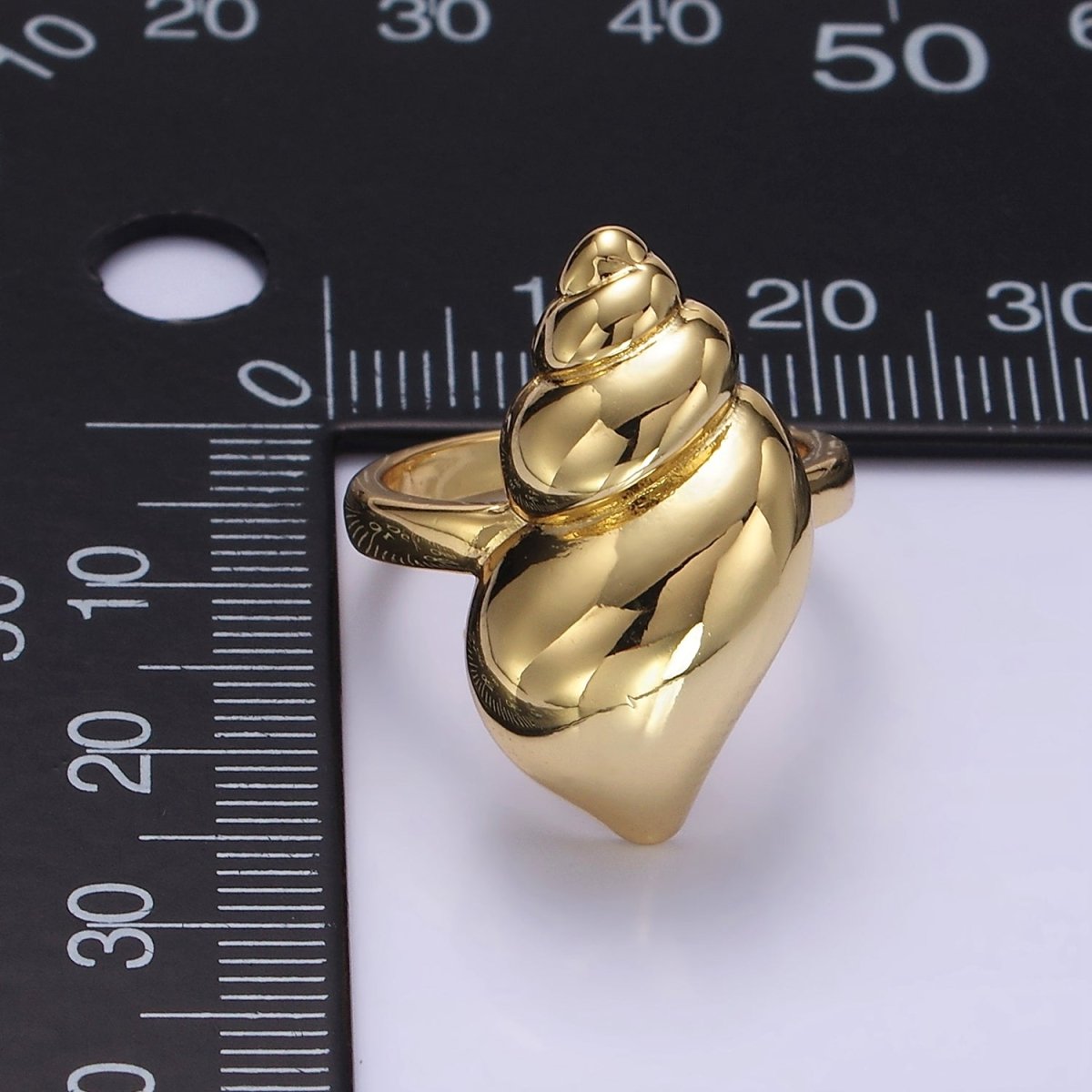 14K Gold Filled Minimalist Clam Sea Shell Ring | O307 - DLUXCA