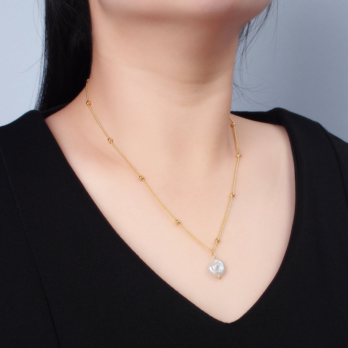 14K Gold Filled Satellite Bead Curb Chain Necklace with Mother of Pearl Charm 17.12 Inch with Extender | WA2576 - DLUXCA