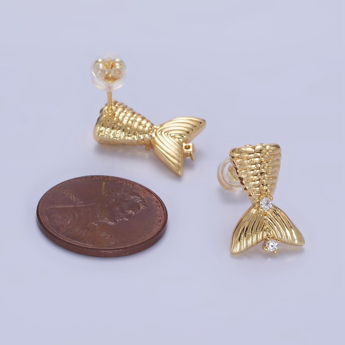 14K Gold Filled Textured Mermaid Fish Tail CZ Stud Earrings | Q231 - DLUXCA