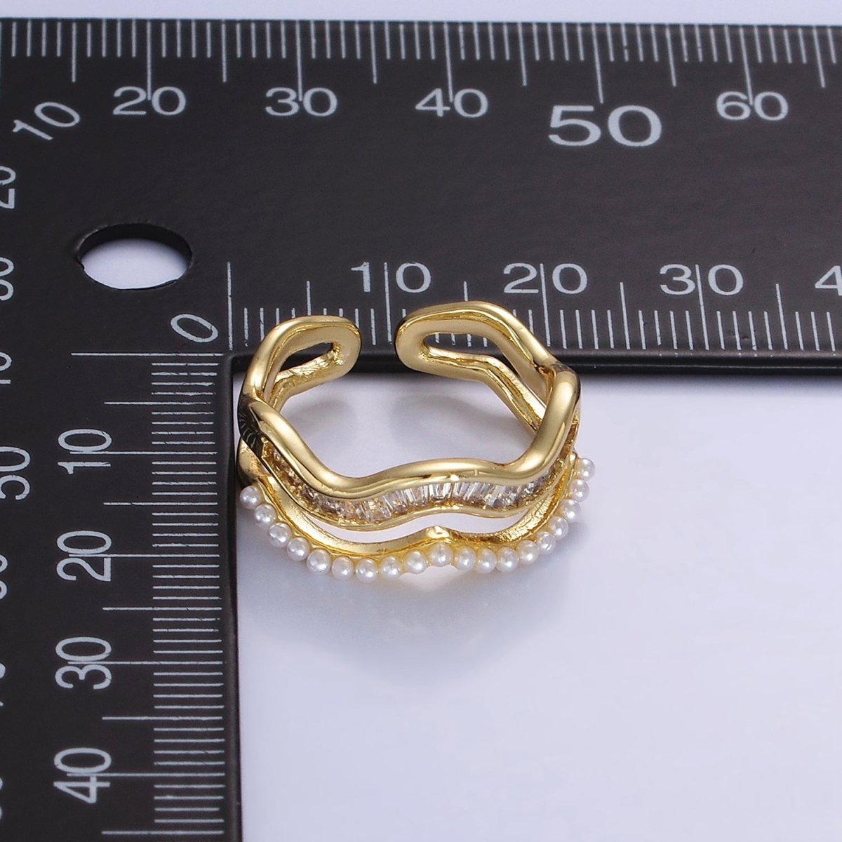 14K Gold Filled Wavy Baguette Pearl Double Band Ring | O094 - DLUXCA