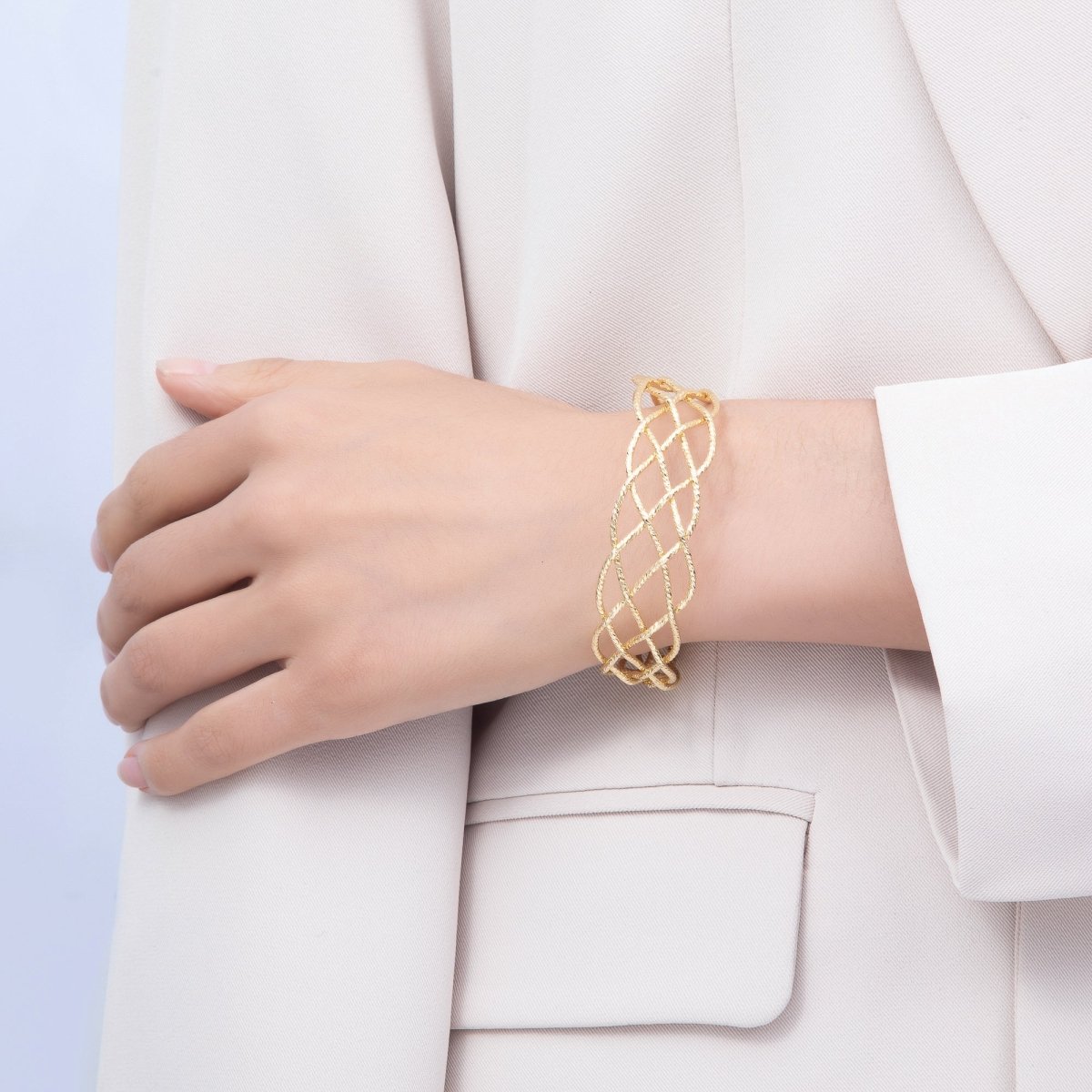 16K Gold 20mm Open Wide Ribbed Twisted Geometric Multi Band Cuff Bracelet | WA-00293 - DLUXCA