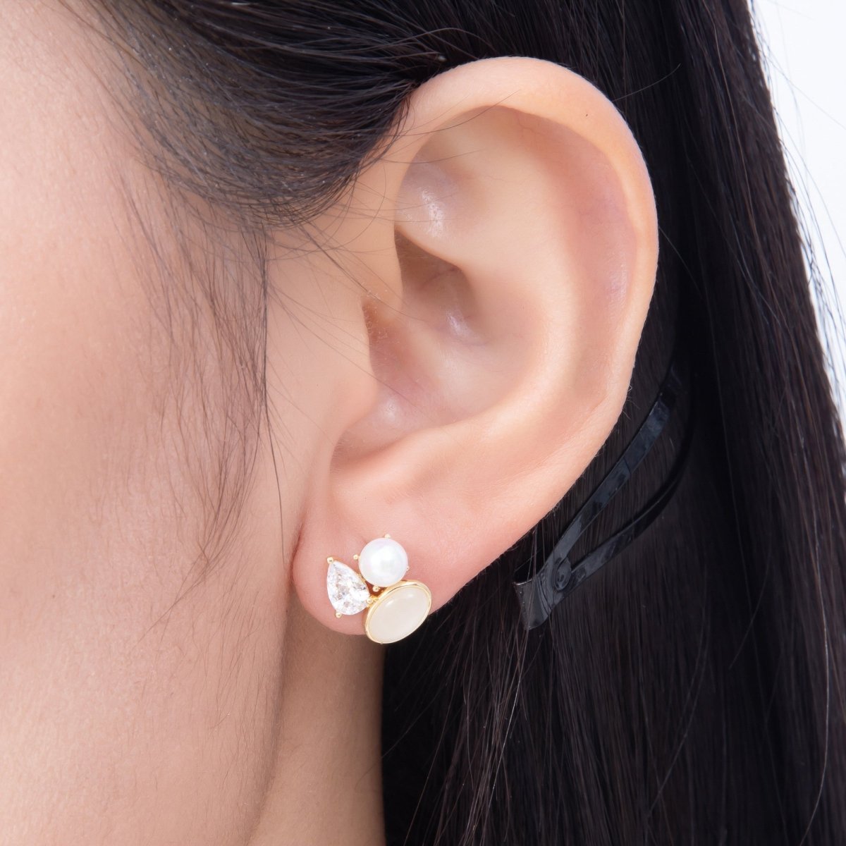 16K Gold Filled 12mm Clear Teardrop CZ Pearl Gemstone Cluster Stud in Gold & Silver | Earrings-00763 Earrings-00764 - DLUXCA