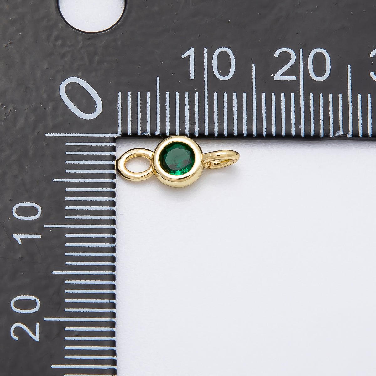 16K Gold Filled 13mm Green CZ Round Bezel Connector | Connectors - 00019 - DLUXCA