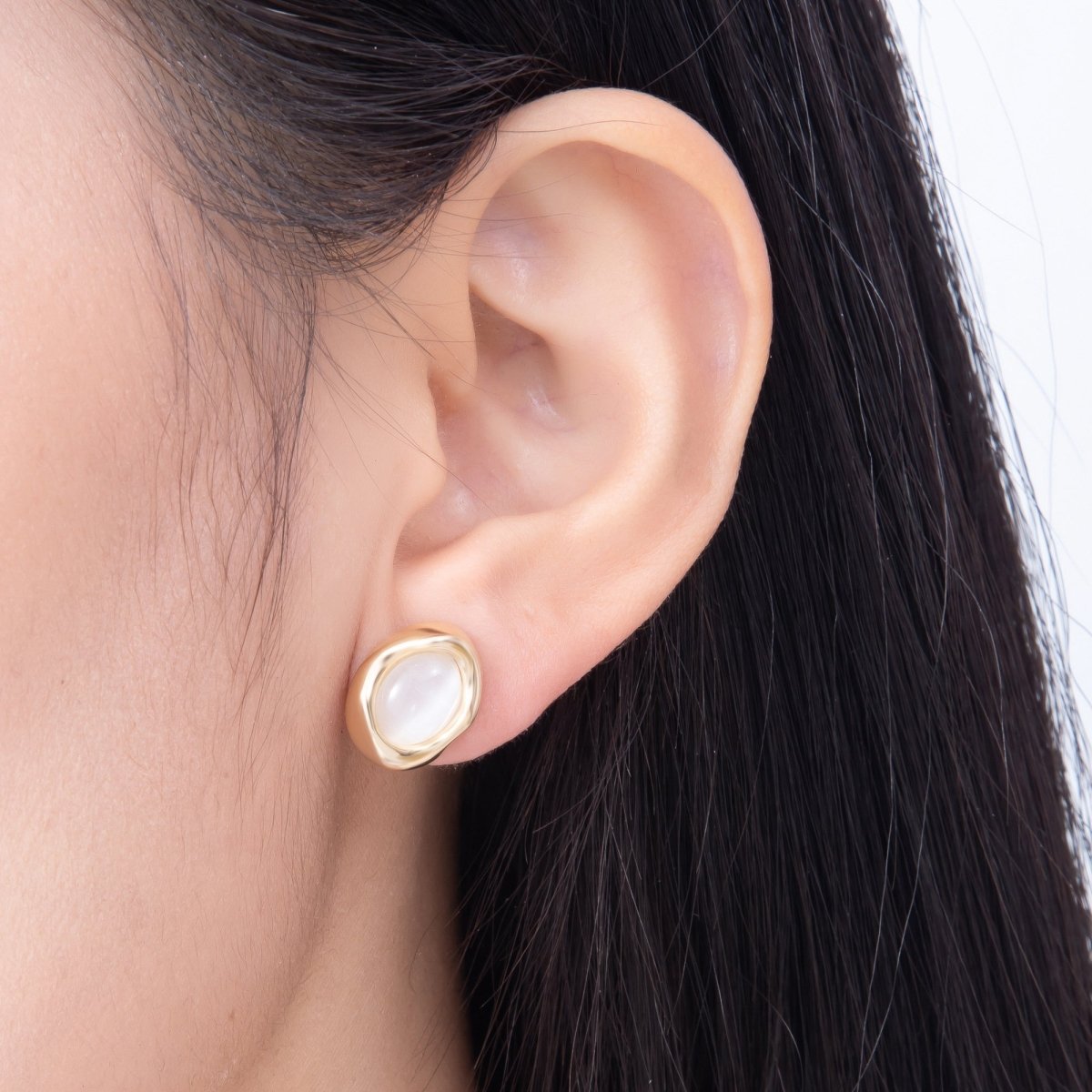 16K Gold Filled 14mm Shell Pearl Cabochon Molten Bezel Oval Stud in Gold & Silver | Earrings-00771 Earrings-00772 - DLUXCA