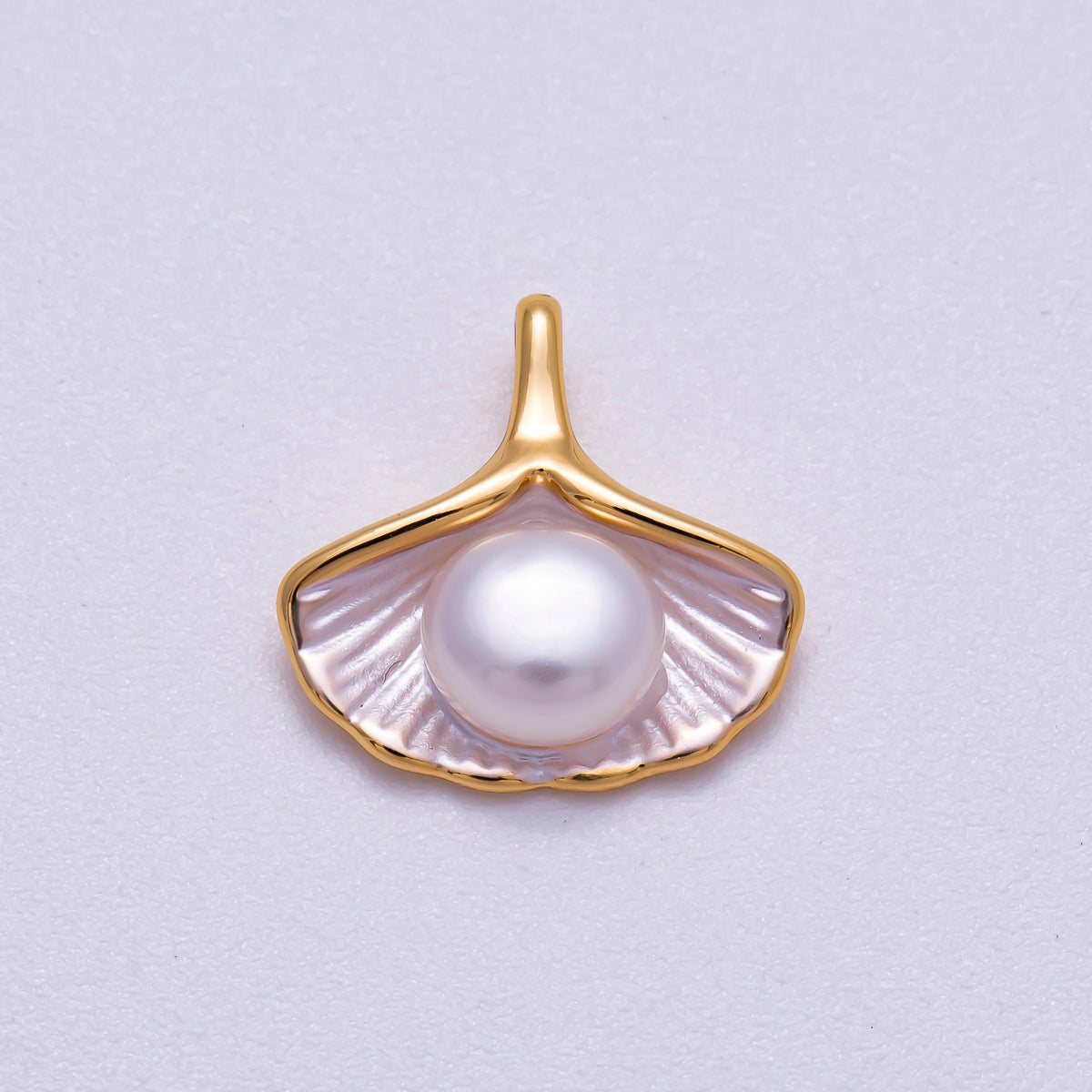 16K Gold Filled 14mm Shell Pearl Ginkgo Leaf Sea Shell Pendant | Charms - 00716 - DLUXCA