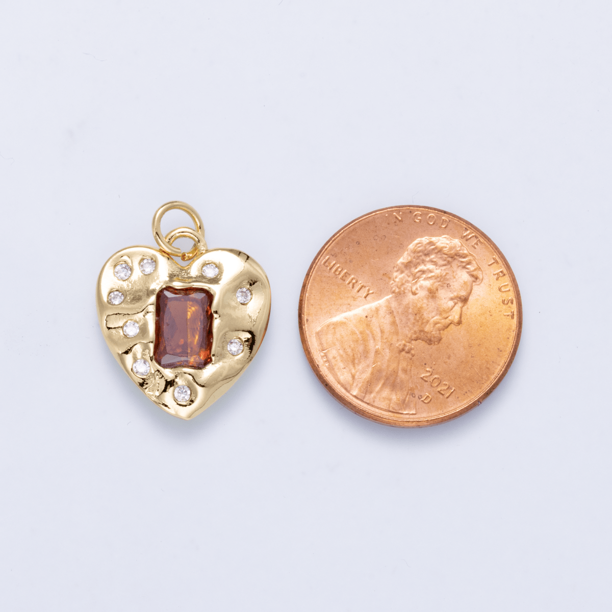 16K Gold Filled 16.5mm Red Baguette CZ Dotted Hammered Heart Charm | Charms-01268 - DLUXCA