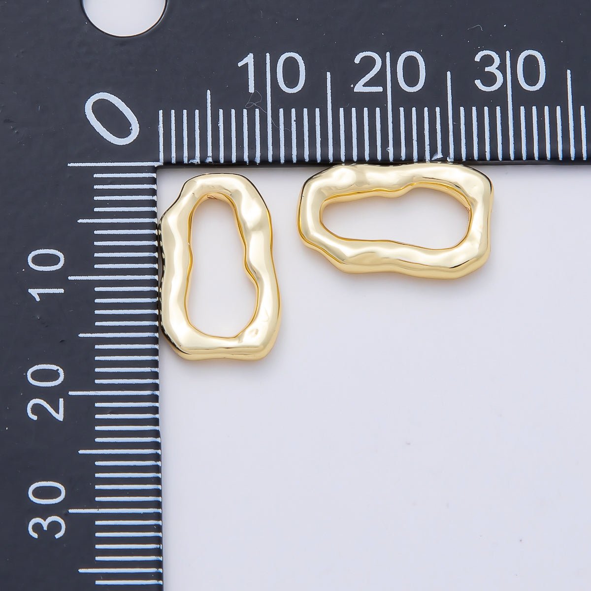 16K Gold Filled 16mm Geometric Molten Rectangle Charm Link | Findings-00408 - DLUXCA