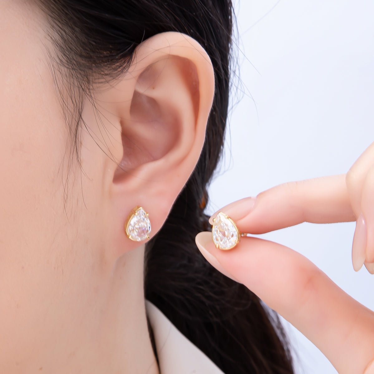 16K Gold Filled 17mm Clear CZ Teardrop Stud Earrings in Gold & Silver | Earrings - 00374 Earrings - 00375 - DLUXCA