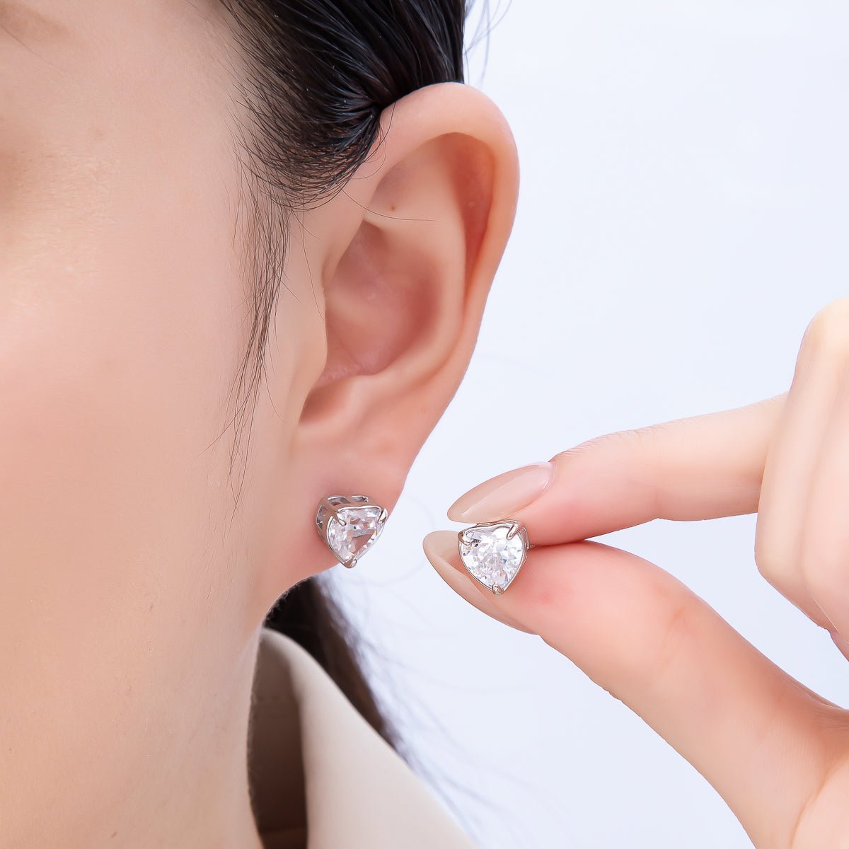 16K Gold Filled 18mm Clear CZ Heart Love Stud Earrings in Gold & Silver | Earrings - 00376 Earrings - 00377 - DLUXCA