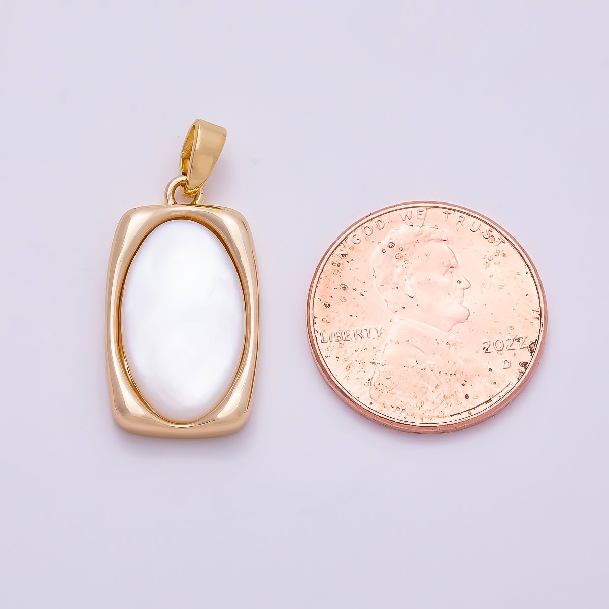 16K Gold Filled 21mm Shell Pearl Oval Bezel Pendant in Gold & Silver | Charms-01365 Charms-01366 - DLUXCA