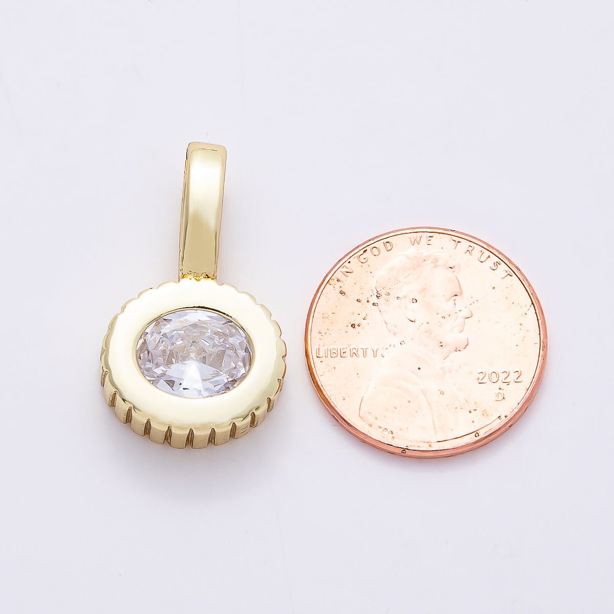 16K Gold Filled 24.5mm Clear CZ Ribbed Round Solitaire Pendant | Charms - 00815 - DLUXCA