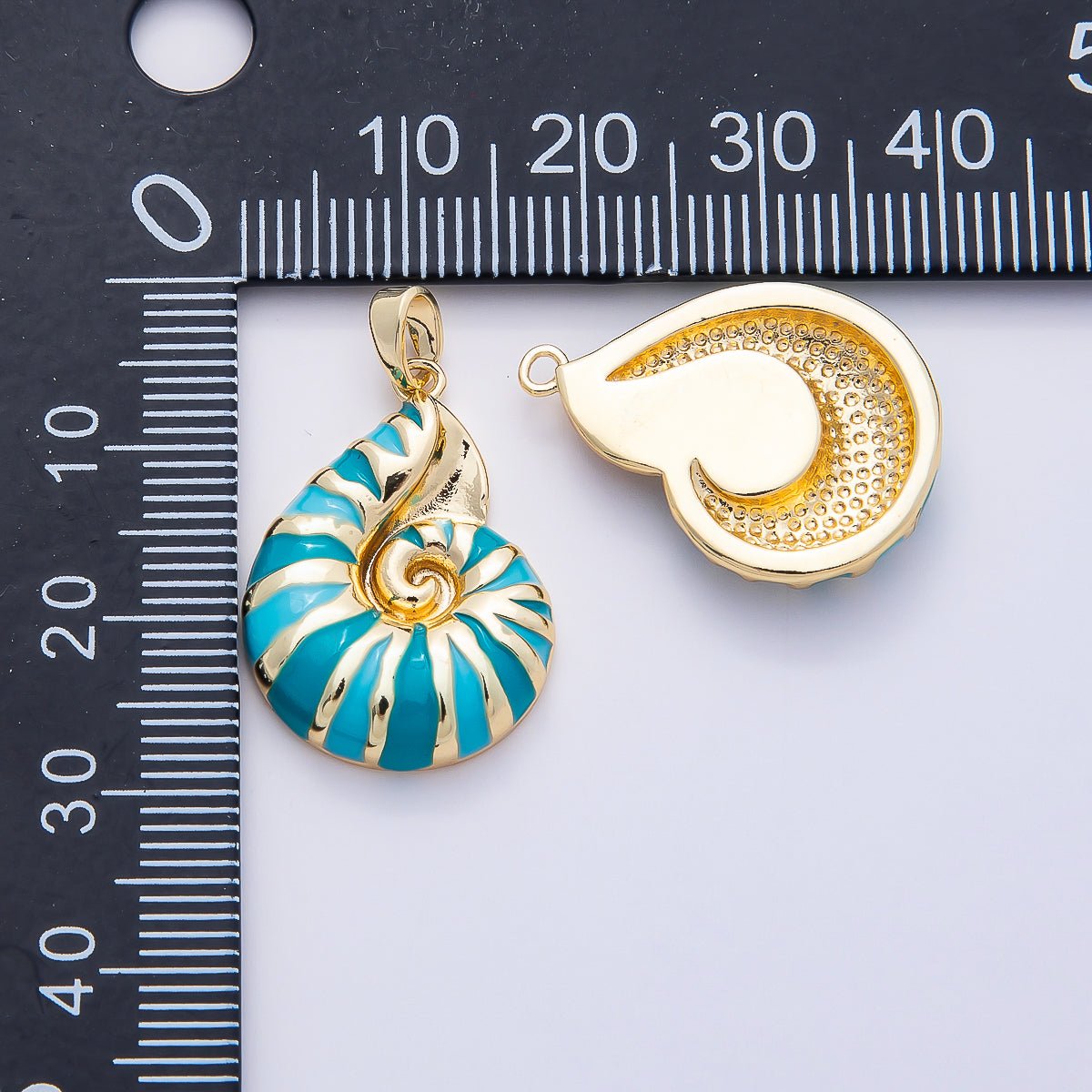 16K Gold Filled 24mm Blue Enamel Conch Shell Ocean Pendant | Charms - 00770 - DLUXCA