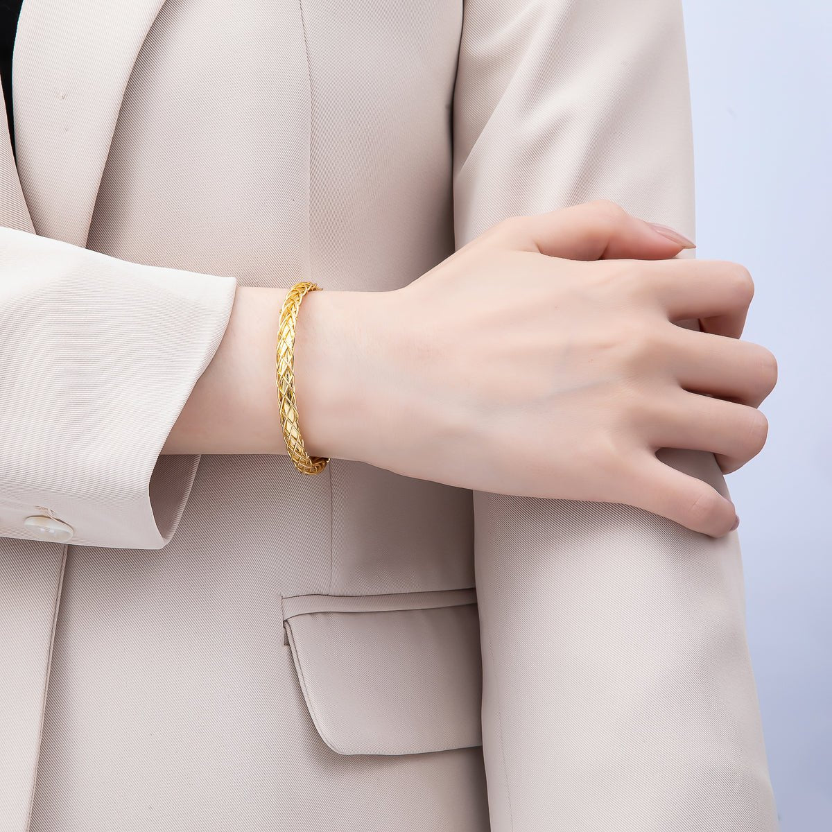 16K Gold Filled 3mm Geometric Textured Multiple Wire Cuff Bracelet | WA - 04299 - DLUXCA