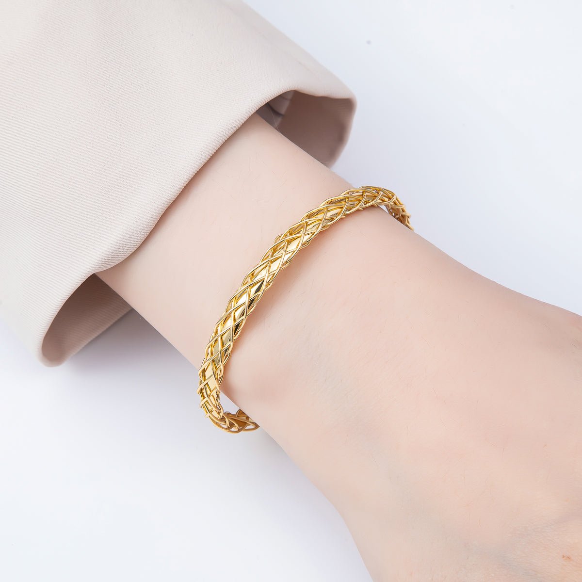 16K Gold Filled 3mm Geometric Textured Multiple Wire Cuff Bracelet | WA - 04299 - DLUXCA