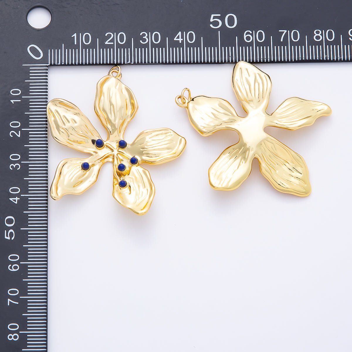 16K Gold Filled 45mm Blue Agate Dotted Foil Flower Charm | Charms-01262 - DLUXCA