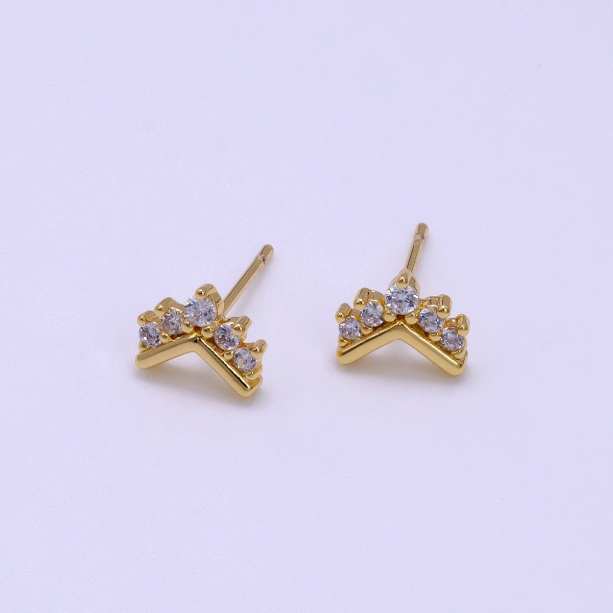 16K Gold Filled 6mm Clear CZ Geometric Arrow Stud Earrings | Clearance - DLUXCA