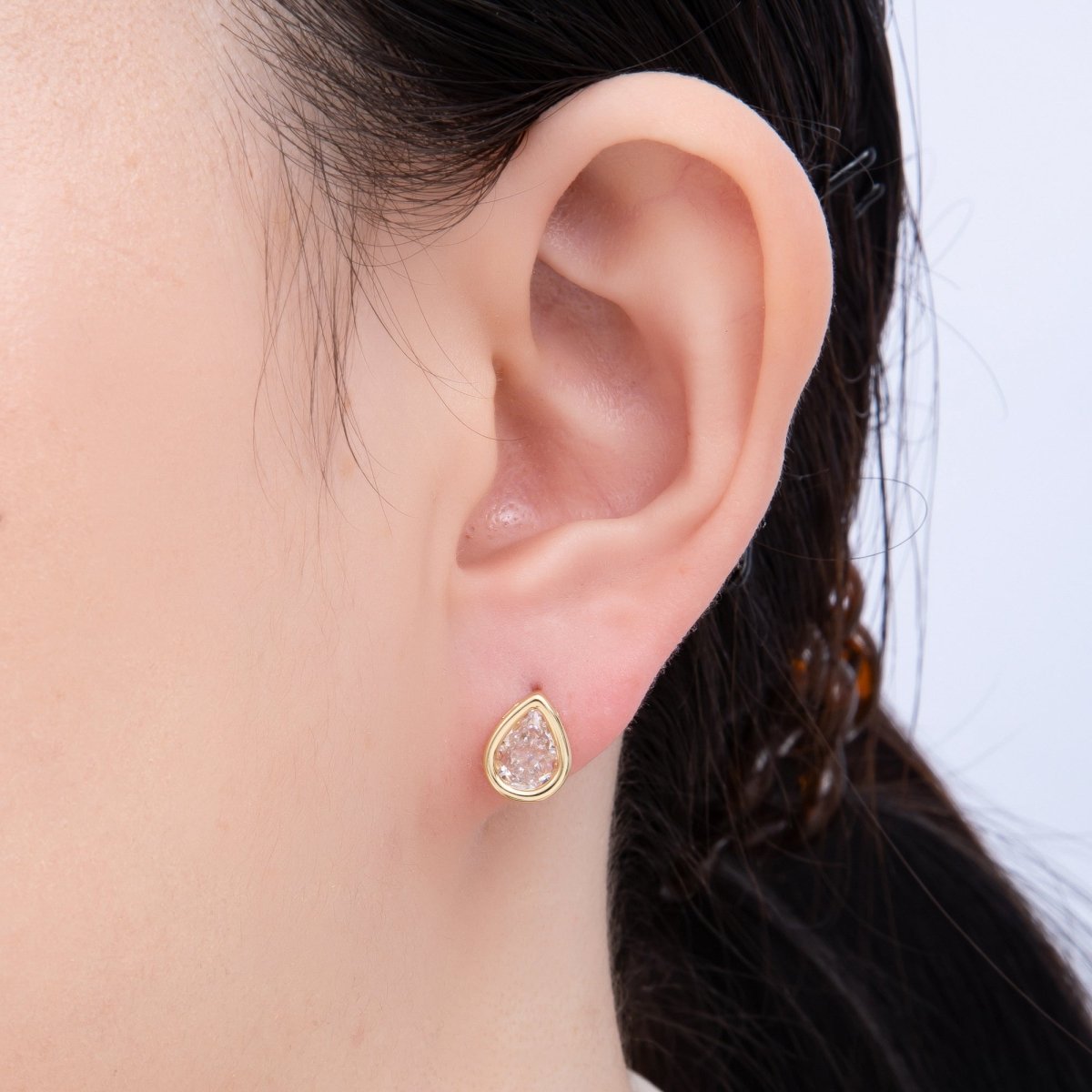 16K Gold Filled Clear CZ Minimalist Teardrop Stud Earring | Earrings - 00277 - DLUXCA