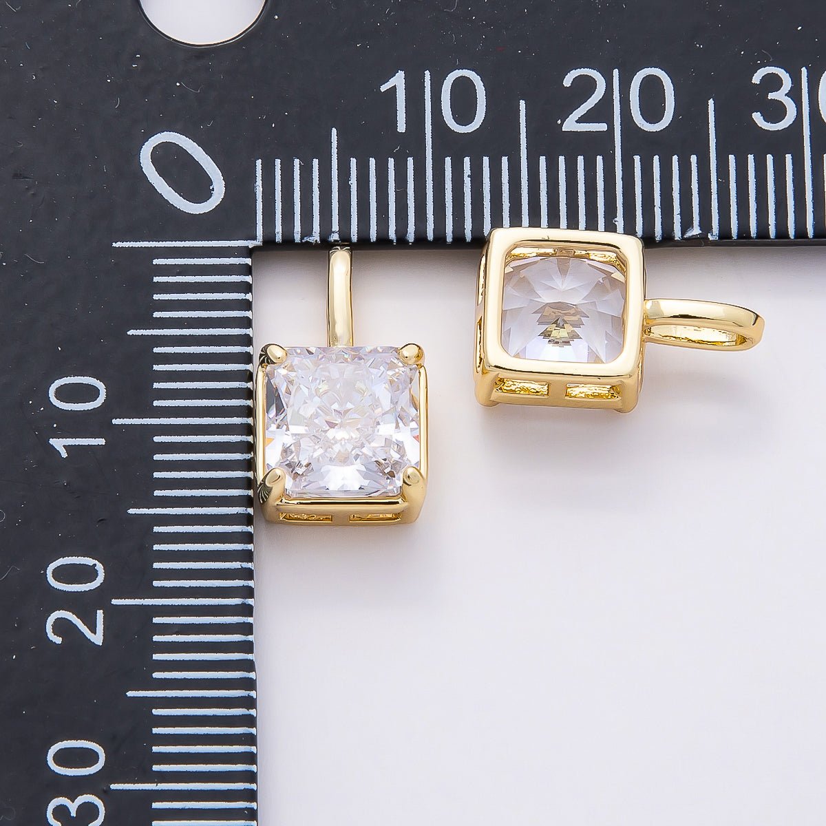 16K Gold Filled Clear Teardrop, Oval, Heart, Marquise, Square CZ Prongs Solitaire Pendant | Charms - 00821 ~ Charms - 00825 - DLUXCA