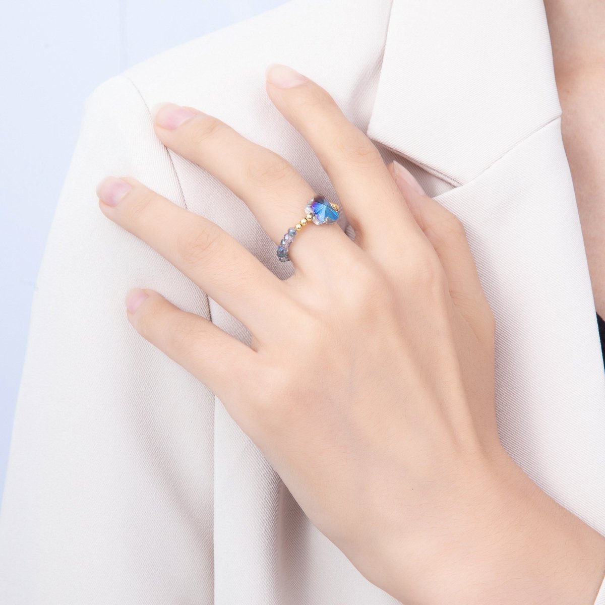 16K Gold Filled Pink, Dark Blue, White, Purple, Black, Green, Blue, Grey Multifaceted Crystal Gemstone Bead Butterfly Stretch Ring | Rings-00339 ~ Rings-00346 - DLUXCA